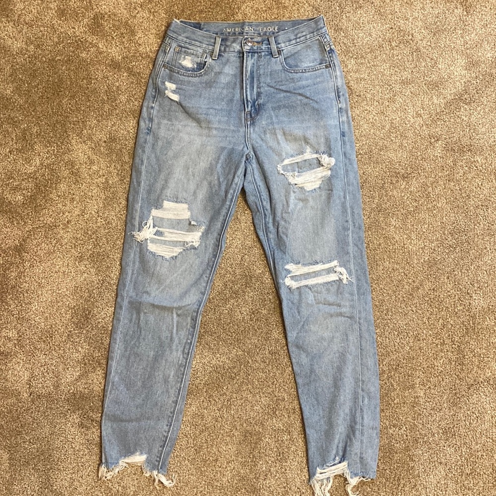 American Eagle Mom Jeans